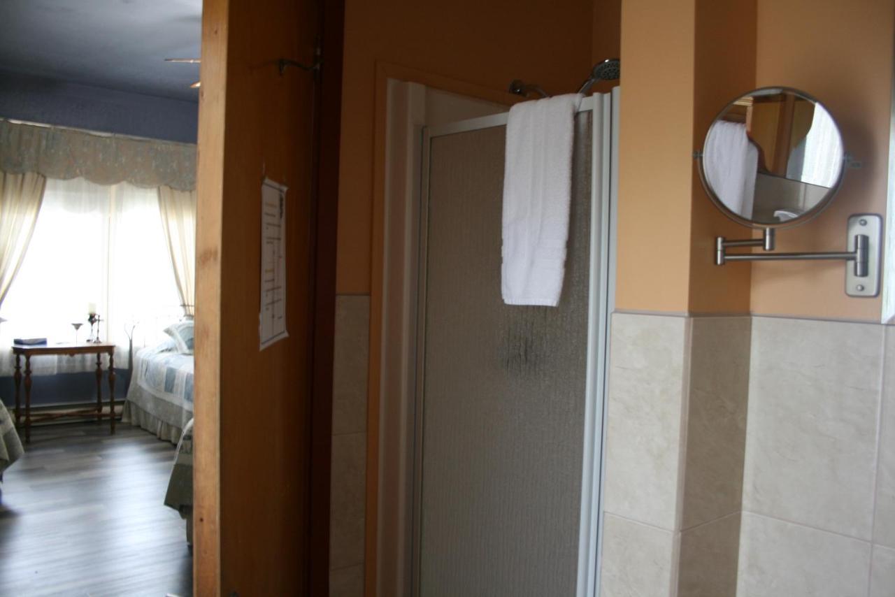 Auberge Presbytere Mont Lac-Vert Hebertville Экстерьер фото