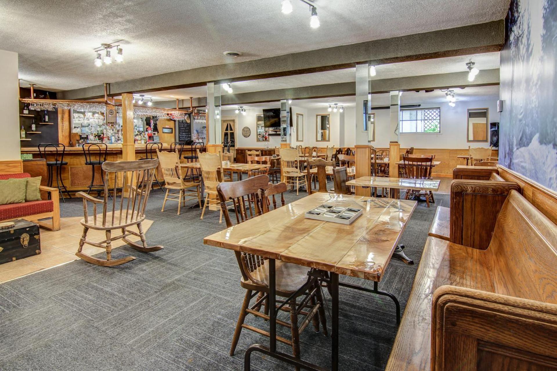 Auberge Presbytere Mont Lac-Vert Hebertville Экстерьер фото