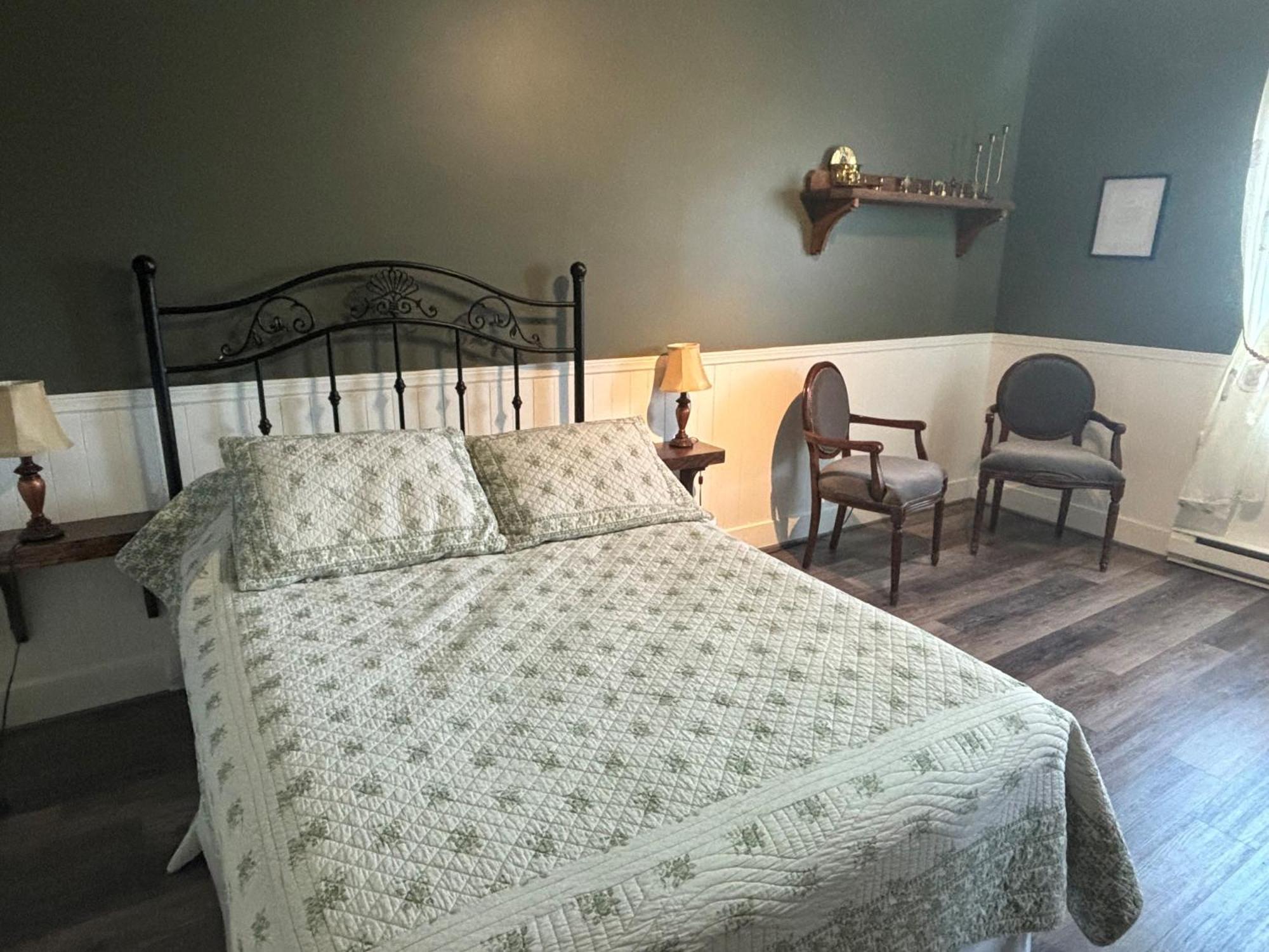 Auberge Presbytere Mont Lac-Vert Hebertville Экстерьер фото