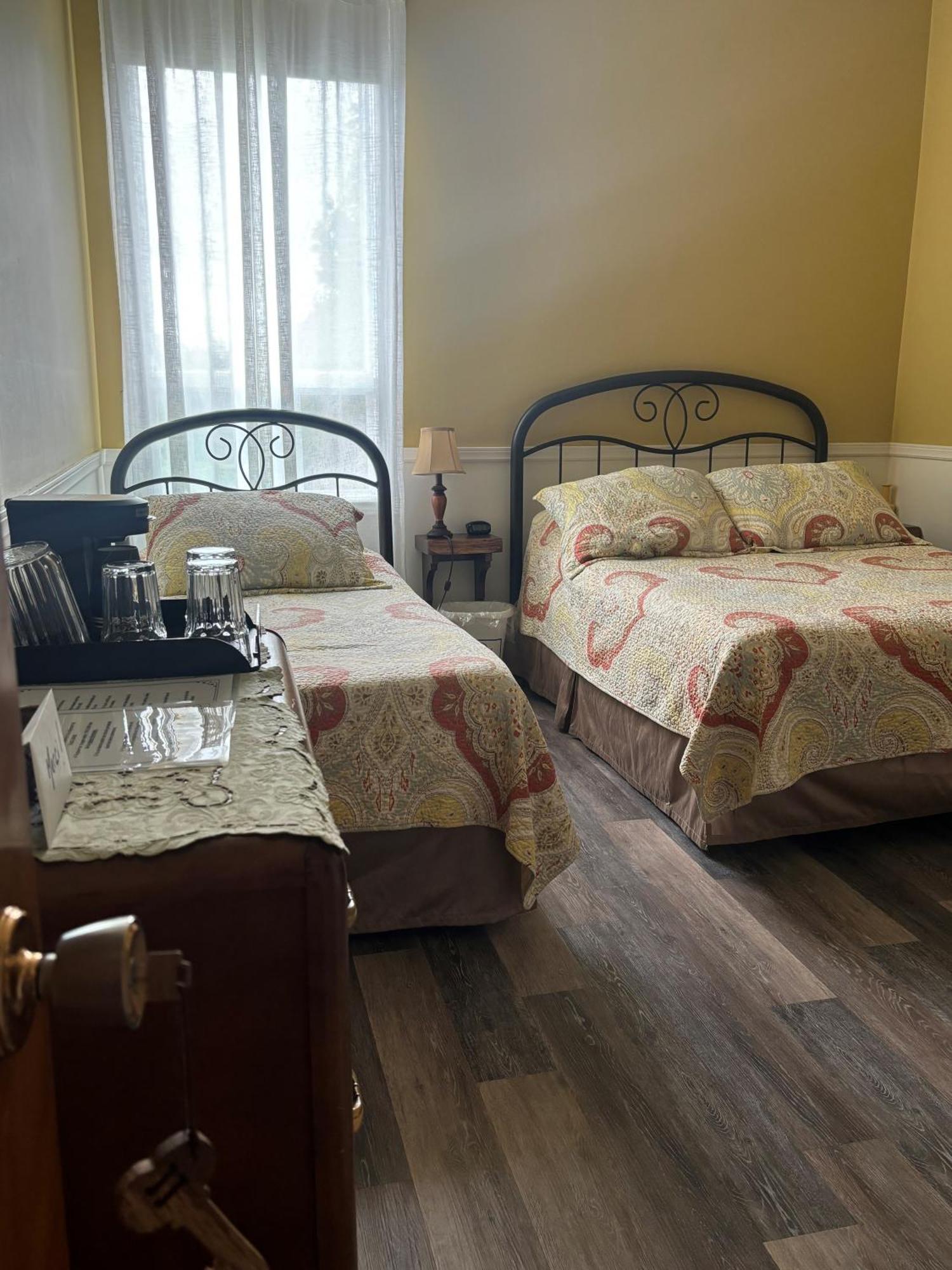 Auberge Presbytere Mont Lac-Vert Hebertville Экстерьер фото